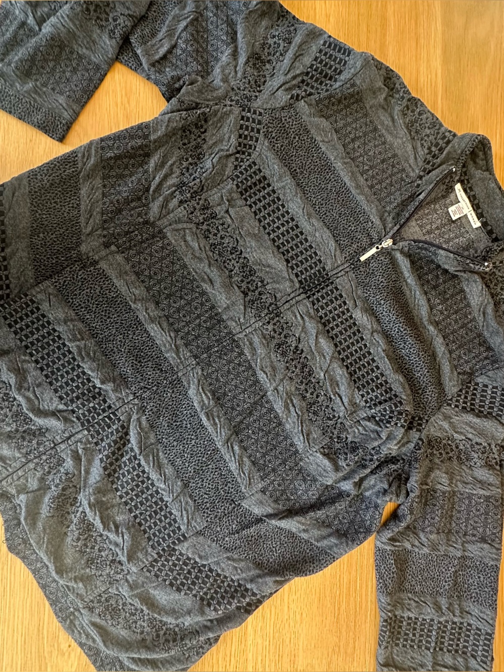 JM Collection Women's Zip-Up Cozy Soft Gray Sweatshirt